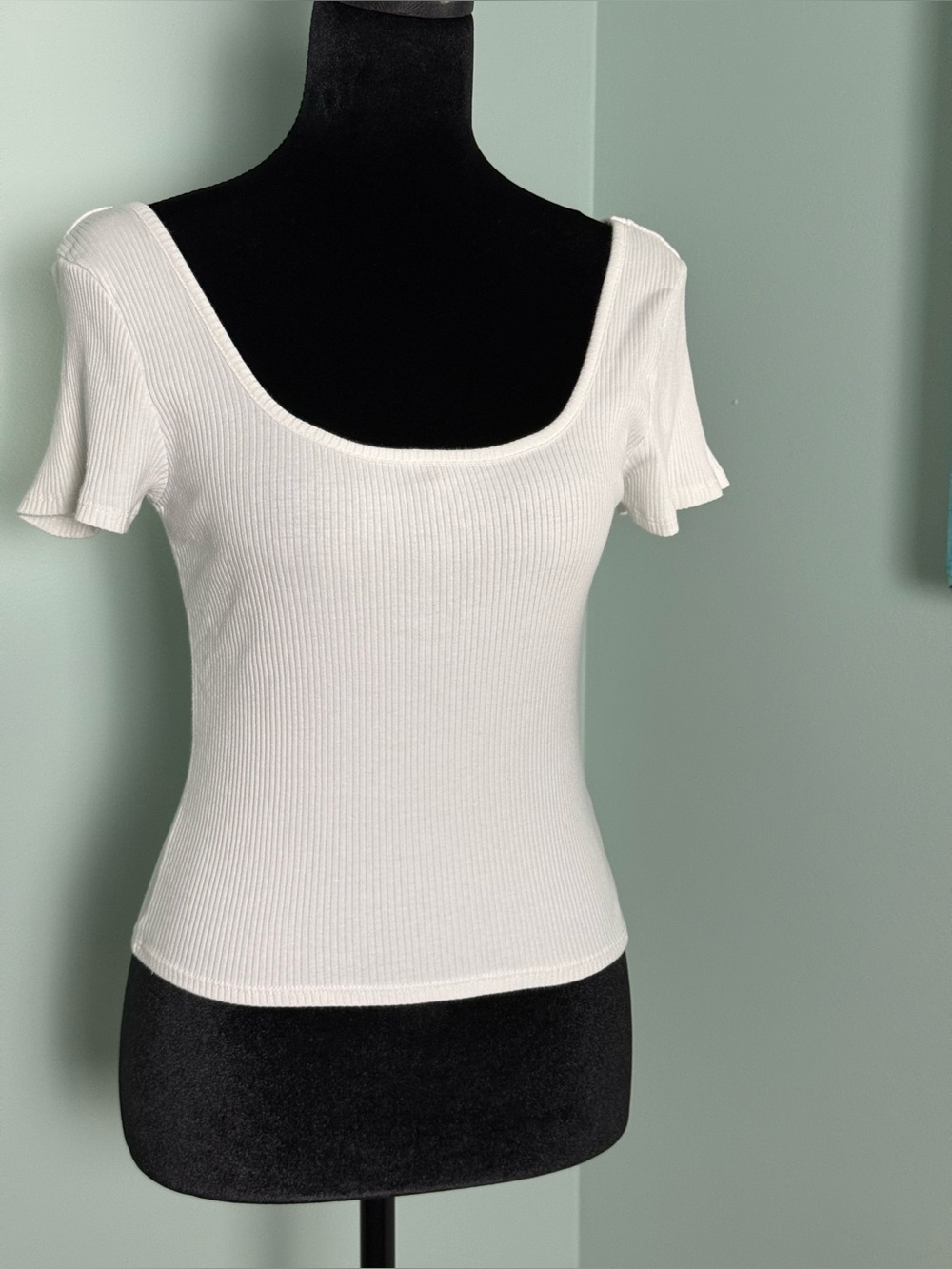 TopShop Women's White Ribbed Scoop Neck Short Sleeve Top Size M